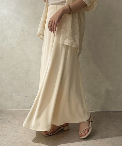 apres jour clair（アプレジュールクレア）の「【apres jour clair】【SETUP可能】アソートマーメイドスカート【ZOZOTOWN限定アイテム】（スカート・レディース・ベージュ/アイボリー/ライトベージュ・X-LARGE/フリー）」の5枚目の写真