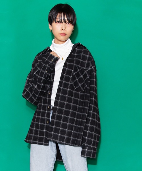 hardcover（ハードカバー）の「/hardcover/中綿ロングチェックシャツ（シャツ/ブラウス・レディース・ブラック/ネイビー/ブラウン・FREE）」の2枚目の写真
