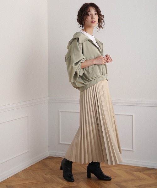 Bou Jeloud(ブージュルード)の「ショートマウンテンパーカー(マウンテンパーカー・レディース・ブラック/アイボリー/ライトカーキ・FREE)」の5枚目の写真