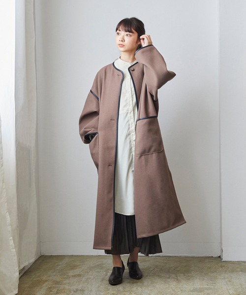 menue(メヌエ)の「5cmヒール Vカットブーティ(ブーツ・レディース・アイボリー/ブラック/ダークブラウン/ブラック系その他/ブラウン系その他/ベージュ系その他/ブラック系その他2・LL/3L/XS/S/M/L)」の21枚目の写真