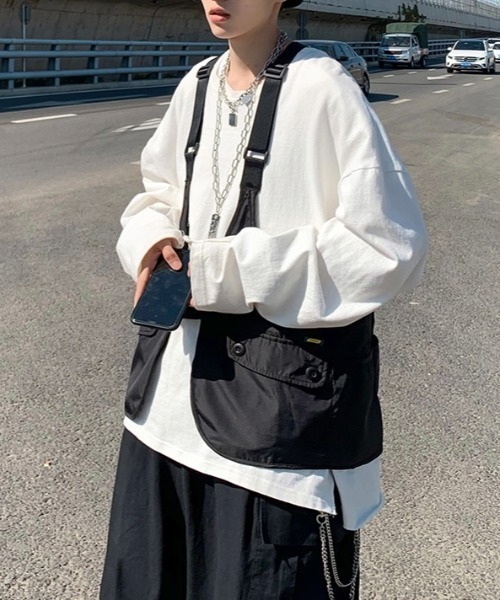 ARULE（アルール）の「『ARULE/アルール』ビッグポケット付きベスト【Y】【CN】（ベスト・メンズ・ブラック/ベージュ・FREE）」の12枚目の写真