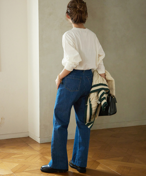 SLOBE IENA（スローブイエナ）の「カジュアルロゴロンTee（Tシャツ/カットソー・レディース・ホワイト/ベージュ/ネイビー・FREE）」の16枚目の写真