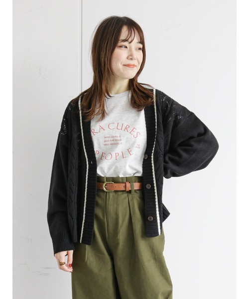 ehka sopo（エヘカソポ）の「チルデン透かし編みVネックカーディガン（カーディガン/ボレロ・レディース・オフホワイト/グリーン/ブラック/ベージュ・ﾌﾘ-）」の2枚目の写真