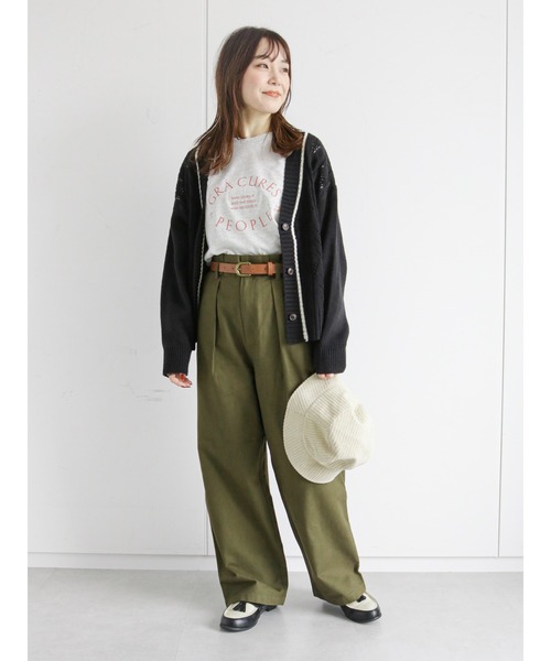 ehka sopo（エヘカソポ）の「チルデン透かし編みVネックカーディガン（カーディガン/ボレロ・レディース・オフホワイト/グリーン/ブラック/ベージュ・ﾌﾘ-）」の12枚目の写真