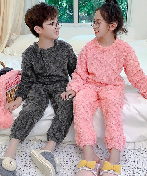 DAY CLOSET（デイ クローゼット）の「キッズ もこもこケーブル編みルームウェアパジャマ 上下2点セットアップ 冬（ルームウェア/パジャマ・キッズ・パープル/ピンク/チャコールグレー/ブラウン・120cm/140cm/150cm/110cm/160cm/130cm）」の13枚目の写真