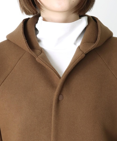 Hart(ハート)の「Hart / wool melton sander coat(ウールメルトンフード付きコート)(ノーカラーコート・レディース・ブラック/ブラウン・38)」の14枚目の写真
