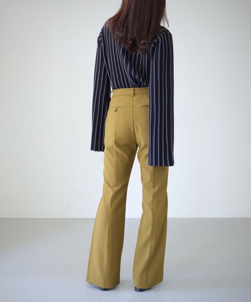 cheriella（シェリエラ）の「【cheriella】WEB限定ストライプベルスリーブタートルネックニット（ニット/セーター・レディース・ワインレッド/グリーン/アイボリー/ブラック・M）」の6枚目の写真