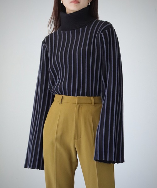 cheriella（シェリエラ）の「【cheriella】WEB限定ストライプベルスリーブタートルネックニット（ニット/セーター・レディース・ワインレッド/グリーン/アイボリー/ブラック・M）」の17枚目の写真