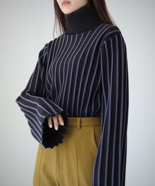 cheriella（シェリエラ）の「【cheriella】WEB限定ストライプベルスリーブタートルネックニット（ニット/セーター・レディース・ワインレッド/グリーン/アイボリー/ブラック・M）」の13枚目の写真