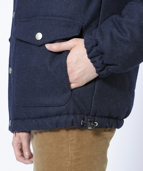 X-girl（エックスガール）の「REVERSIBLE PUFF JUMPER（ダウンジャケット/コート・レディース・アッシュ/ベージュ/ネイビー・1/2）」の10枚目の写真