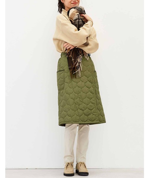 Live in comfort（リブインコンフォート）の「リブ　イン　コンフォート　くるっと巻いて即ぽかぽか！　裏ボア遣いの中わたキルティング巻きスカート（スカート・レディース・カーキ/ブラック・MEDIUM/LARGE/X-LARGE/XX-LARGE/XXX-LARGE/SMALL）」の3枚目の写真