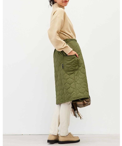 Live in comfort（リブインコンフォート）の「リブ　イン　コンフォート　くるっと巻いて即ぽかぽか！　裏ボア遣いの中わたキルティング巻きスカート（スカート・レディース・カーキ/ブラック・MEDIUM/LARGE/X-LARGE/XX-LARGE/XXX-LARGE/SMALL）」の5枚目の写真