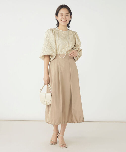 NOLLEY’S（ノーリーズ）の「◇【WEB限定】ジャガードボリューム袖ブラウス（シャツ/ブラウス・レディース・ブラック/ベージュ/オフホワイト・FREE）」の4枚目の写真