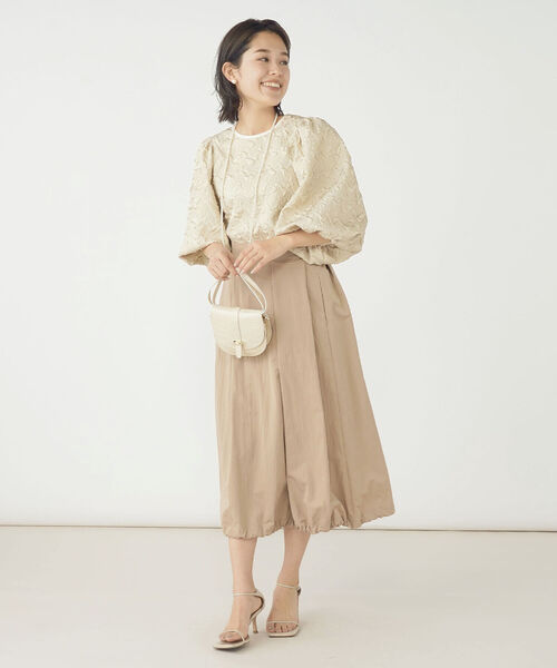 NOLLEY’S（ノーリーズ）の「◇【WEB限定】ジャガードボリューム袖ブラウス（シャツ/ブラウス・レディース・ブラック/ベージュ/オフホワイト・FREE）」の7枚目の写真