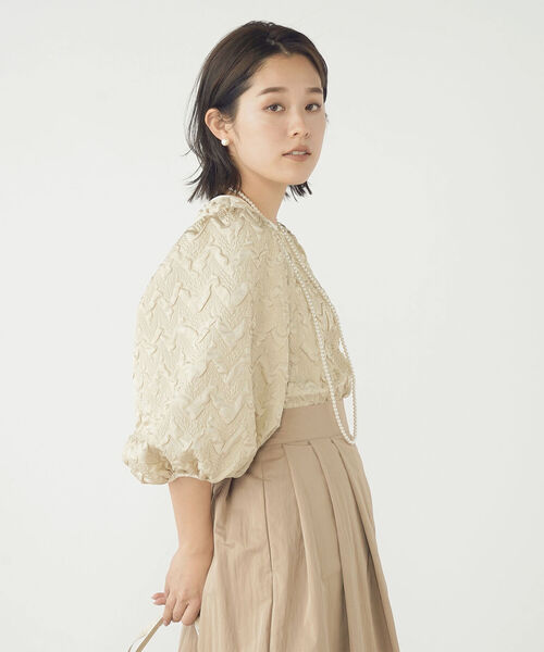 NOLLEY’S（ノーリーズ）の「◇【WEB限定】ジャガードボリューム袖ブラウス（シャツ/ブラウス・レディース・ブラック/ベージュ/オフホワイト・FREE）」の10枚目の写真