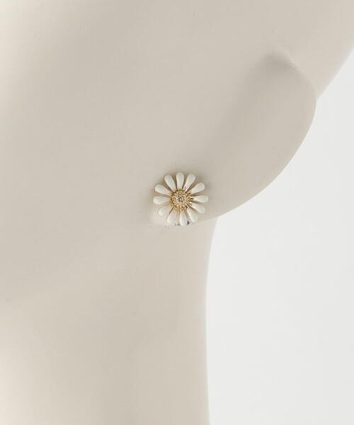 green label relaxing（グリーンレーベルリラクシング）の「フラワー EPO ピアス（ピアス（両耳用）・レディース・ライトブルー/オフホワイト・FREE）」の8枚目の写真