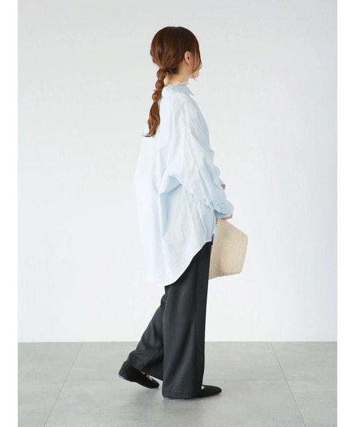 ehka sopo（エヘカソポ）の「ビッグシャツ（シャツ/ブラウス・レディース・サックスブルー/ピンク/キナリ・ﾌﾘ-）」の4枚目の写真