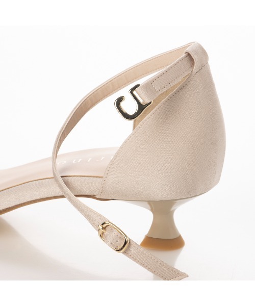 パールバックルアンクルベルトサンダル