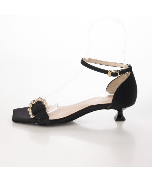 パールバックルアンクルベルトサンダル
