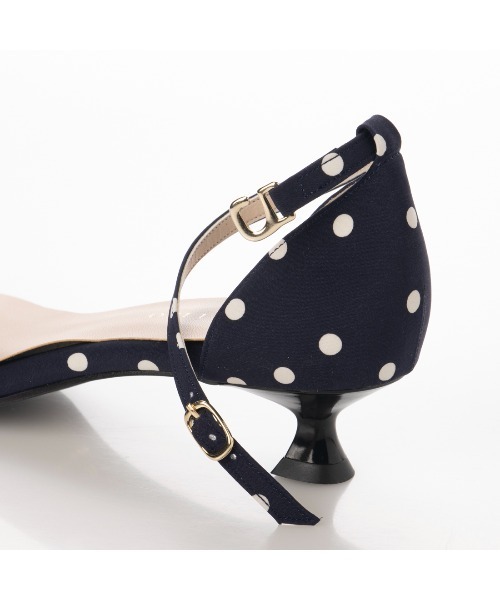 パールバックルアンクルベルトサンダル