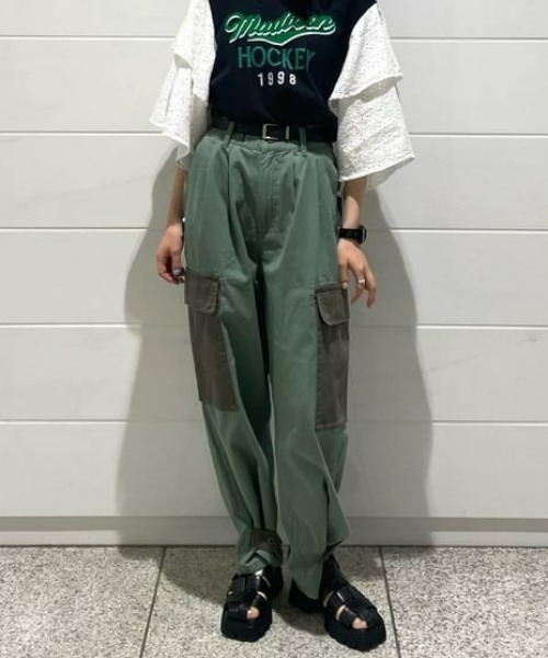 RODEO CROWNS WIDE BOWL（ロデオクラウンズワイドボウル）の「Re likeミリタリーカーゴパンツ（カーゴパンツ・レディース・ホワイト/カーキ・FREE）」の19枚目の写真