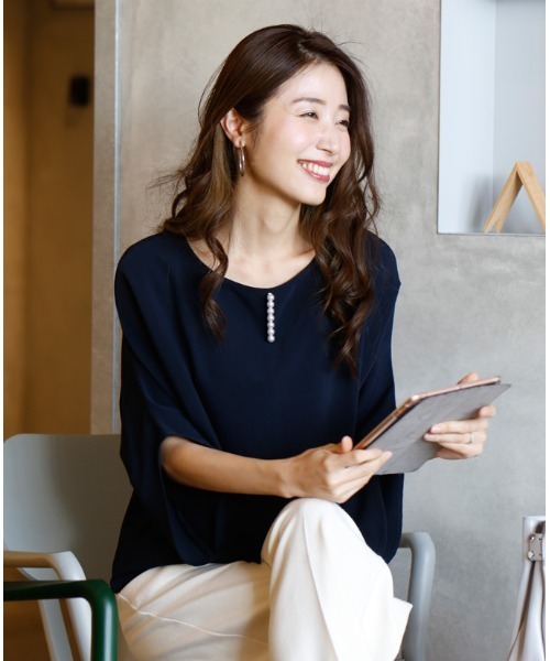 Ehre style(エーレスタイル)の「服に穴をあけない華やぎパールのマグネットブローチ(ブローチ/コサージュ・レディース・シルバー/ゴールド・FREE)」の5枚目の写真