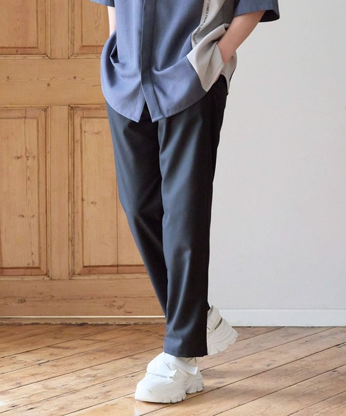 LAKOLE(ラコレ)の「SMOOTH TRスリムパンツ / 197373(その他パンツ・メンズ・ブラック/ロイヤルブルー/サンドグレー/グレー/アイボリー/ダークオリーブ/ライトグレー/チャコール/ネイビー/グリーン・SMALL/LARGE/MEDIUM/X-LARGE)」の2枚目の写真