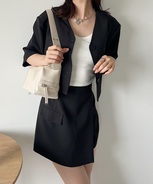 CLEA（クレア）の「【2点セット】ショート丈ジャケット+巻きミニスカート セットアップ（セットアップ・レディース・ピンク/ブラック/グレー・M/L）」の6枚目の写真