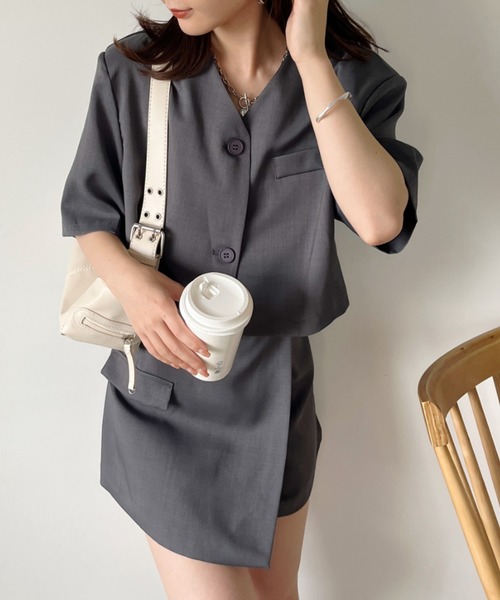 CLEA（クレア）の「【2点セット】ショート丈ジャケット+巻きミニスカート セットアップ（セットアップ・レディース・ピンク/ブラック/グレー・M/L）」の14枚目の写真