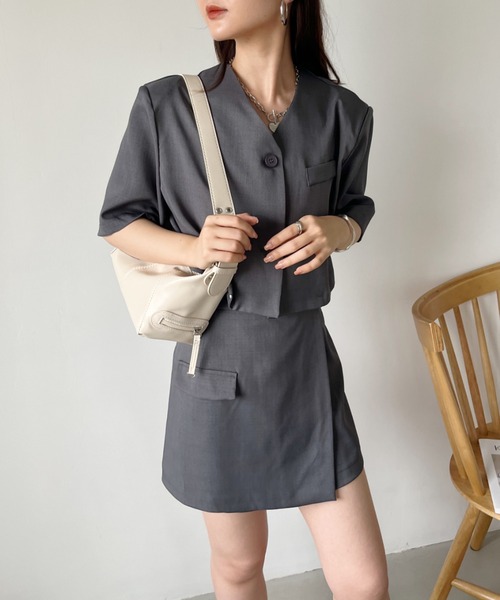 CLEA（クレア）の「【2点セット】ショート丈ジャケット+巻きミニスカート セットアップ（セットアップ・レディース・ピンク/ブラック/グレー・M/L）」の18枚目の写真