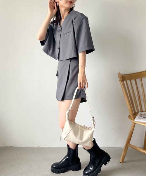 CLEA（クレア）の「【2点セット】ショート丈ジャケット+巻きミニスカート セットアップ（セットアップ・レディース・ピンク/ブラック/グレー・M/L）」の21枚目の写真