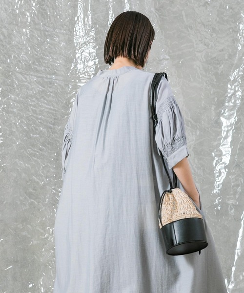 Gready Brilliant（グレディブリリアン）の「チュール付きカゴバッグ（かごバッグ・レディース・ベージュ・FREE）」の6枚目の写真