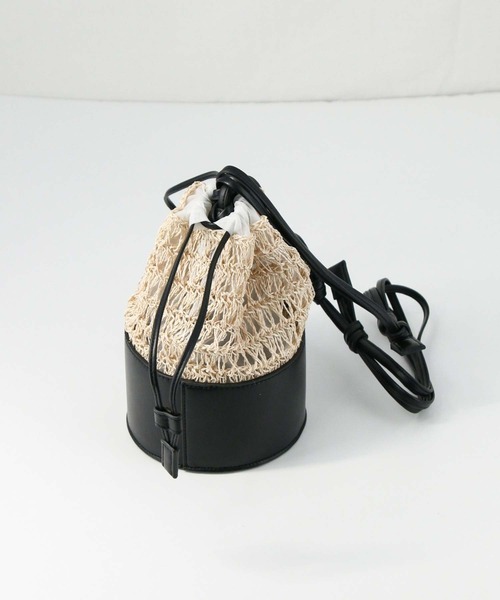 Gready Brilliant（グレディブリリアン）の「チュール付きカゴバッグ（かごバッグ・レディース・ベージュ・FREE）」の3枚目の写真