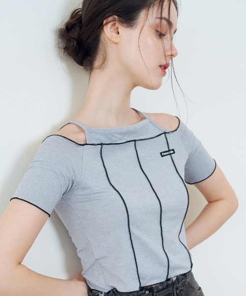FANCY CLUB(ファンシークラブ)の「A'GEM/9 × .kom『 FANCY CLUB/ファンシークラブ』 CUT-OUT OFF SHOURDER/カットアウトオフショルダー(Tシャツ/カットソー・レディース・ブラック/グレー・FREE)」の18枚目の写真
