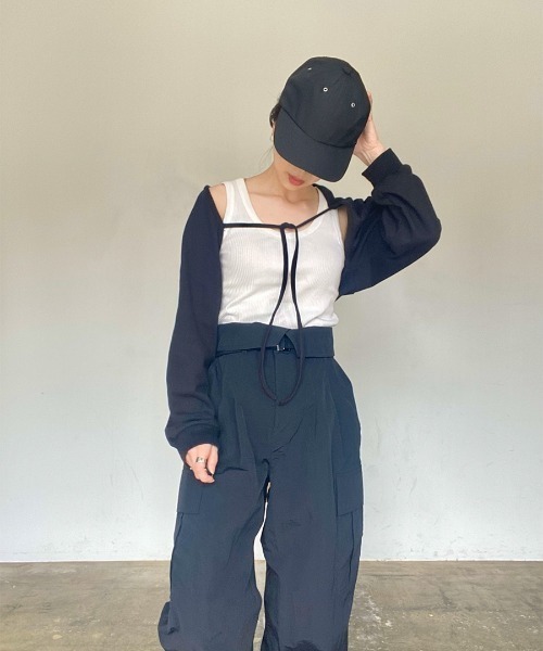 ISOOK（アイスー）の「Cropped sweat bolero / クロップドスウェットボレロ(kiharu select)（カーディガン/ボレロ・レディース・アイボリー/ブラック・FREE）」の8枚目の写真