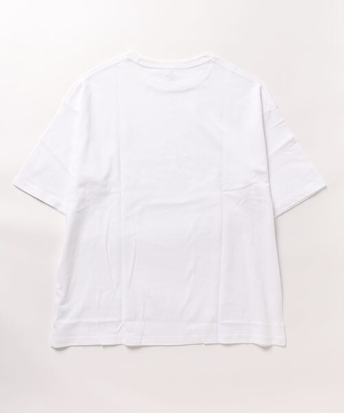 Universal Filmarket(ユニバーサルフィルマーケット)の「【Universal Filmarket】JAWS ワンポイントロゴ ビックシルエットTシャツ(Tシャツ/カットソー・レディース・ホワイト/ブラック・M)」の6枚目の写真