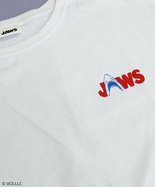 Universal Filmarket(ユニバーサルフィルマーケット)の「【Universal Filmarket】JAWS ワンポイントロゴ ビックシルエットTシャツ(Tシャツ/カットソー・レディース・ホワイト/ブラック・M)」の4枚目の写真