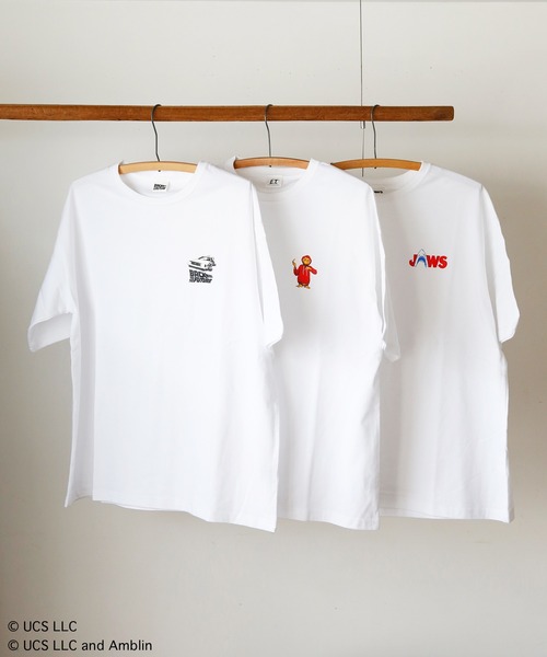 Universal Filmarket(ユニバーサルフィルマーケット)の「【Universal Filmarket】JAWS ワンポイントロゴ ビックシルエットTシャツ(Tシャツ/カットソー・レディース・ホワイト/ブラック・M)」の5枚目の写真