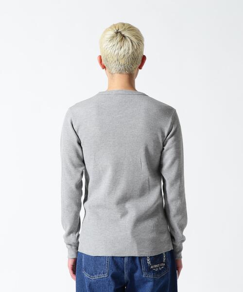 AVIREX（アヴィレックス）の「《DAILY/デイリー》L/S THERMAL CREW NECK T-SHIRT / 長袖 サーマル クルーネックＴシャツ / AVIREX / アヴィレックス（Tシャツ/カットソー・メンズ・ネイビー/グレー/ブラック/ホワイト系2/オリーブ系・L/M/S/2XL/XL）」の14枚目の写真