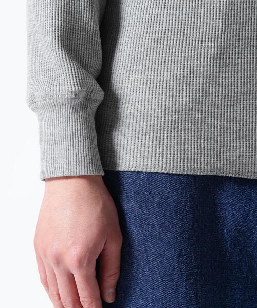 AVIREX（アヴィレックス）の「《DAILY/デイリー》L/S THERMAL CREW NECK T-SHIRT / 長袖 サーマル クルーネックＴシャツ / AVIREX / アヴィレックス（Tシャツ/カットソー・メンズ・ネイビー/グレー/ブラック/ホワイト系2/オリーブ系・L/M/S/2XL/XL）」の17枚目の写真
