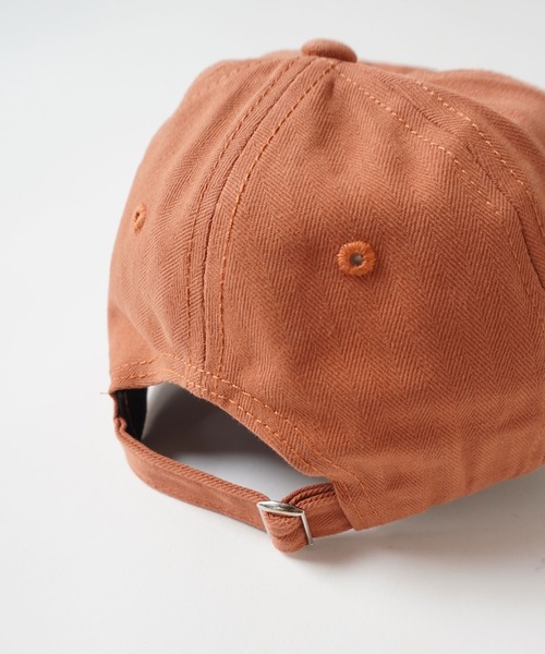 Bambin（ボンバン）の「【 Bambin / ボンバン 】 ロゴ 刺繍 ベースボール キャップ（キャップ・キッズ・ネイビー/ブラウン/グリーン/アイボリー/ブラック/ダークオレンジ/レッド・FREE）」の22枚目の写真