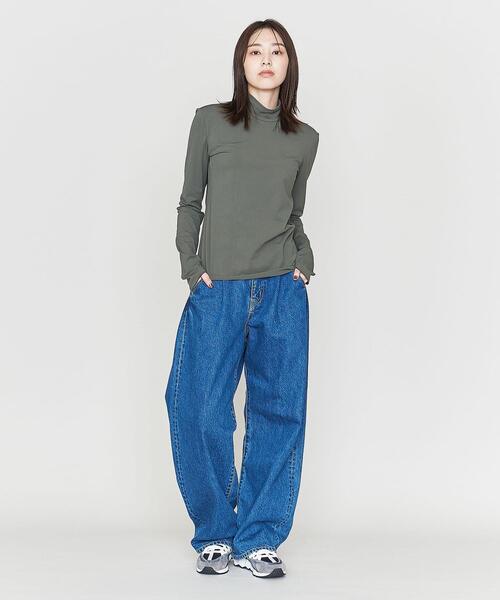 ASTRAET（アストラット）の「＜ASTRAET＞ナイロンポリウレタン ハイネックカットソー（Tシャツ/カットソー・レディース・ブラック/ダークグリーン・FREE）」の13枚目の写真