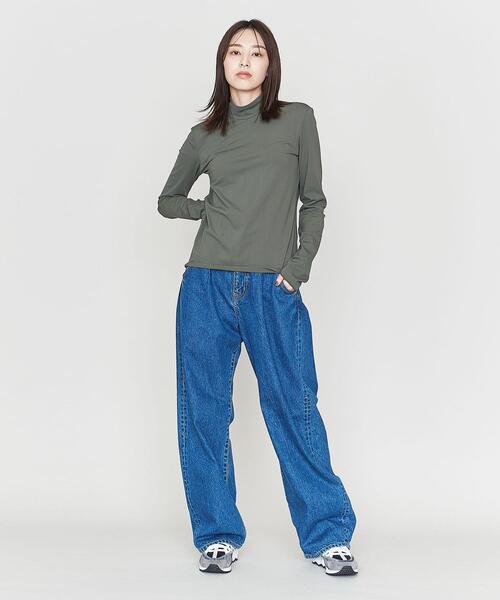 ASTRAET（アストラット）の「＜ASTRAET＞ナイロンポリウレタン ハイネックカットソー（Tシャツ/カットソー・レディース・ブラック/ダークグリーン・FREE）」の14枚目の写真