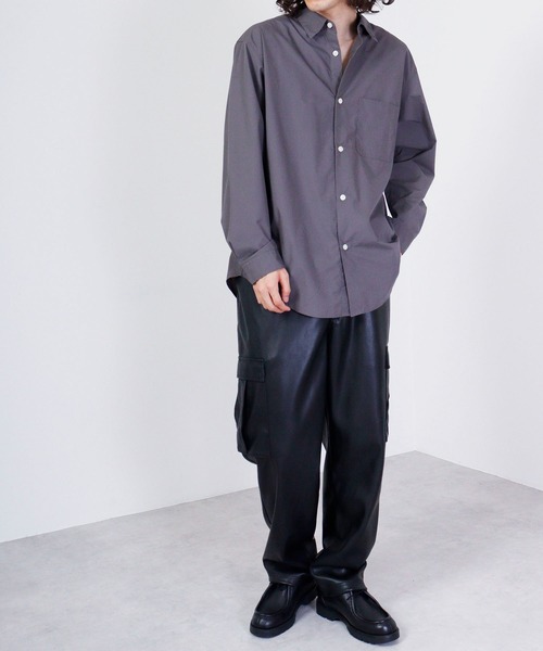 SUGGESTION（サジェッション）の「Synthetic leather cargo pants / 合皮カーゴパンツ UNISEX（カーゴパンツ・メンズ・ブラック・M/L/LL）」の22枚目の写真