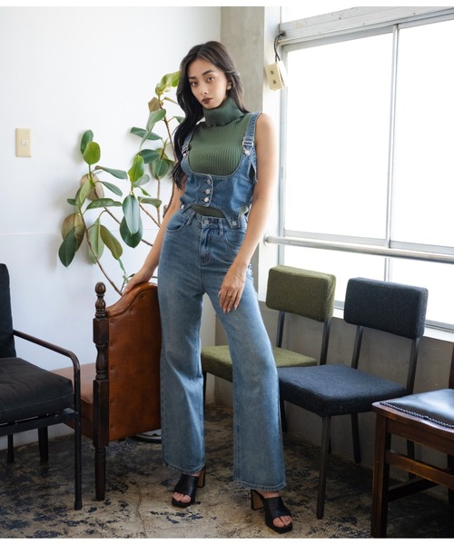 LATINA(ラティーナ)の「2WAYストレートデニムサロペット(サロペット/オーバーオール・レディース・ブルー・L/M/S)」の7枚目の写真