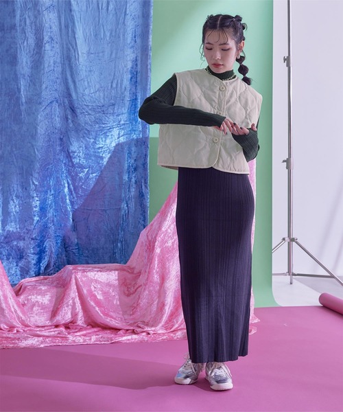 miette(ミエット)の「キルティングショートベスト(ベスト・レディース・アイボリー/ブラック・FREE)」の3枚目の写真