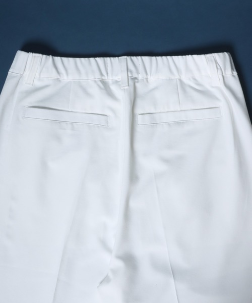 ANPAS(アンパス)の「Tuck Wide Straight Pants/センタープレス タック ワイド ストレートスラックスパンツ ボトムス メンズ(スラックス・メンズ・ホワイト/アイボリー/モカ/チャコール/ブラック・M/S/L/LL)」の12枚目の写真