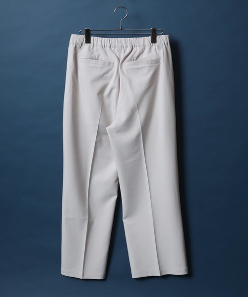 ANPAS(アンパス)の「Tuck Wide Straight Pants/センタープレス タック ワイド ストレートスラックスパンツ ボトムス メンズ(スラックス・メンズ・ホワイト/アイボリー/モカ/チャコール/ブラック・M/S/L/LL)」の7枚目の写真