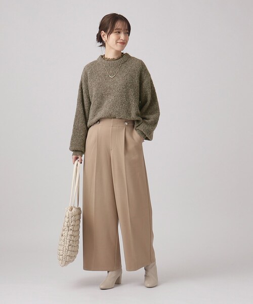SHOO・LA・RUE（シューラルー）の「◆【体型カバー】ふわふわブークレトップス（ニット/セーター・レディース・ブラウン系その他/イエロー/アイボリー/サックスブルー・00）」の14枚目の写真