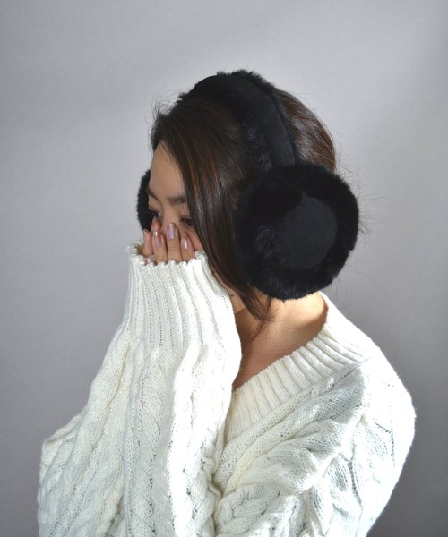 COMON＋（コモンプラス）の「ヘッドホン 型 もこもこ エコファー イヤーマフ（イヤーマフ・レディース・ベージュ/カーキ/ブラック/カーキ系2・FREE）」の2枚目の写真